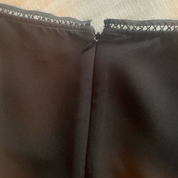 Dress by Devlin; black size 2; short dress with flared long sleeves; square neck - Picture 7 of 8